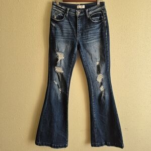 Petra 153 Mid Rise Flare Distressed Jeans 28 Long